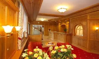 Hotel Toni