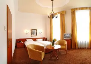 Hotel Weismayr