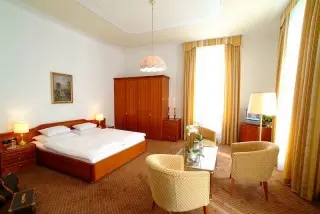 Hotel Weismayr