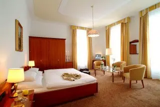 Hotel Weismayr