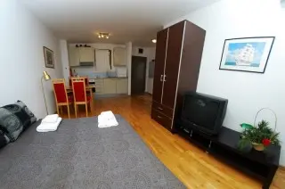 Blue Horizon Apartments