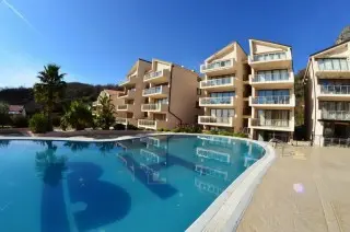 Blue Horizon Apartments