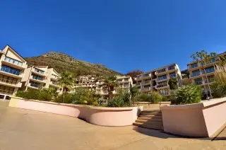 Blue Horizon Apartments