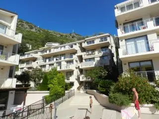 Blue Horizon Apartments