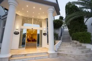 Hotel Xanadu