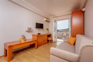 Aparthotel Perper