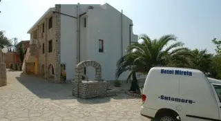 Hotel Mirela