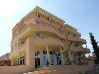Apart Hotel Ponta