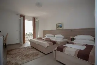 Hotel Ivando