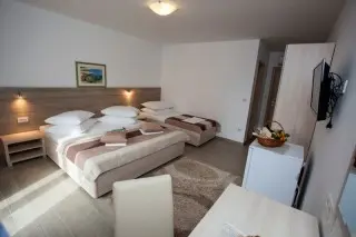 Hotel Ivando