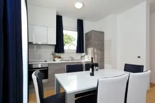 Sunnyside Apartments Petrćane