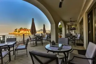 Hotel California