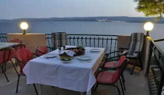 Aparthotel Ankica opcja z wyżywieniem
