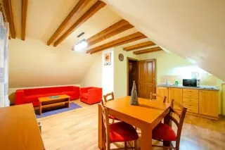 Pinus Apartments