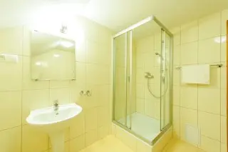 Pinus Apartments