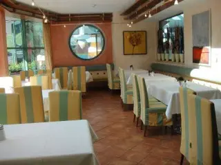 Aparthotel Adler