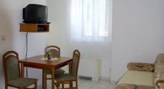 Pensionat  Palac & Pokoje i Apartamenty Prywatne