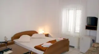 Pensionat  Palac & Pokoje i Apartamenty Prywatne