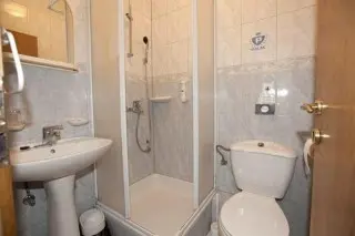 Pensionat  Palac & Pokoje i Apartamenty Prywatne