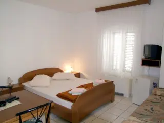 Pensionat  Palac & Pokoje i Apartamenty Prywatne