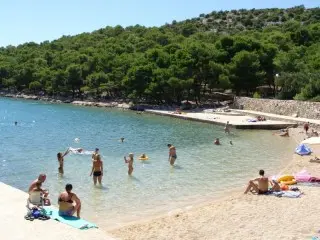 Hotel Tisno