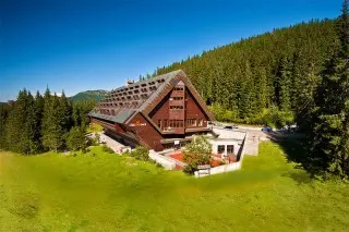 Hotel Junior