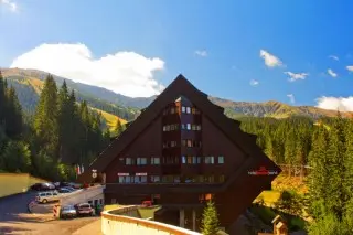 Hotel Junior