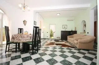 Villa Viżula