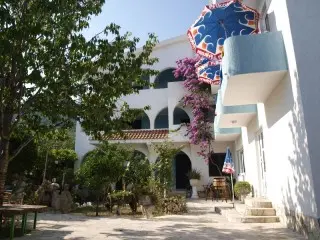 Pansion Casa Bianka 