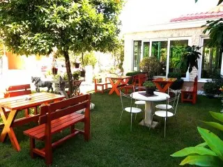 Apartmani & Pansion Holiday