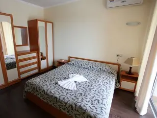 Aparthotel Bendita Mare
