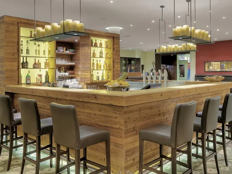 Bar hotelowy