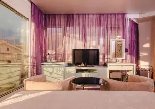 Hotel Meridian