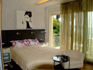Hotel Meridian