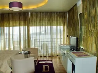 Hotel Meridian