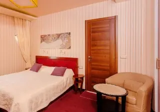 Hotel Meridian