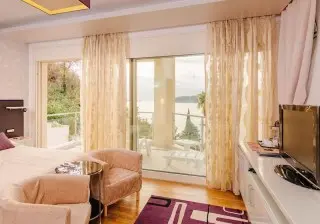 Hotel Meridian