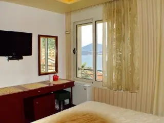 Hotel Meridian