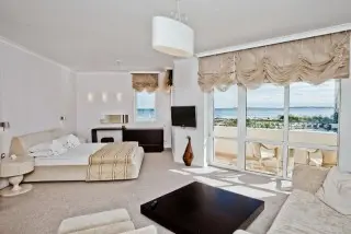 Majestic Beach Resort