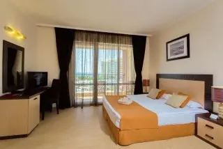 Majestic Beach Resort