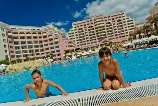 Majestic Beach Resort