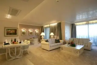 Majestic Beach Resort