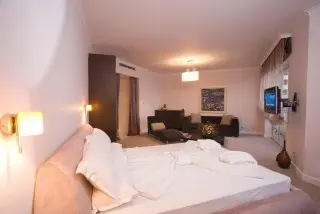 Majestic Beach Resort