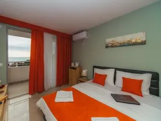 Studio Apartmani Lara & Studio Apartmani Solaris