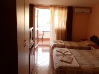 Studio Apartmani Lara & Studio Apartmani Solaris