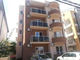 Studio Apartmani Lara S