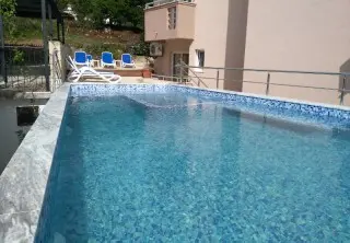 Apartmani Villa Ani - basen w cenie !