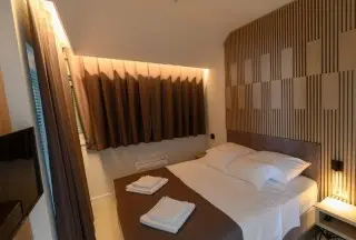  Malo More Resort