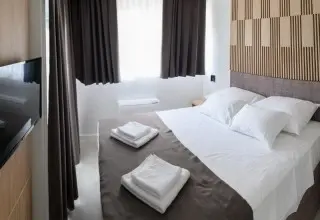  Malo More Resort