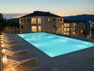  Malo More Resort